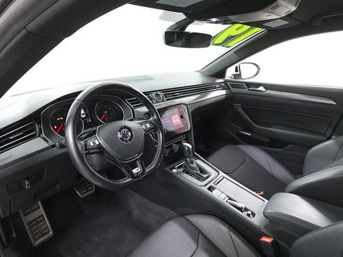 Used 2019 Volkswagen Arteon SE image 13