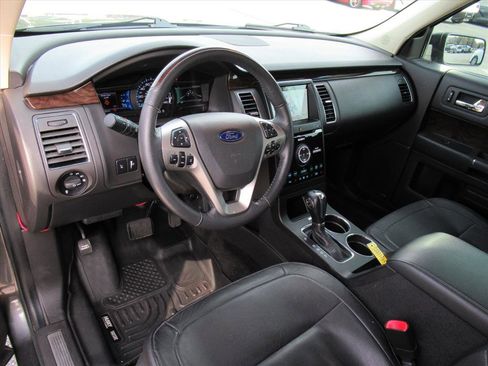 Used 2018 Ford Flex Limited image 14