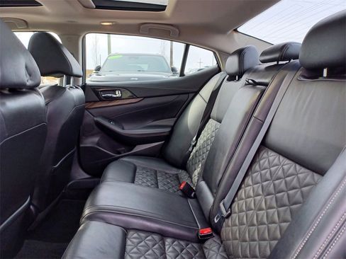 Used 2016 Nissan Maxima Platinum image 32