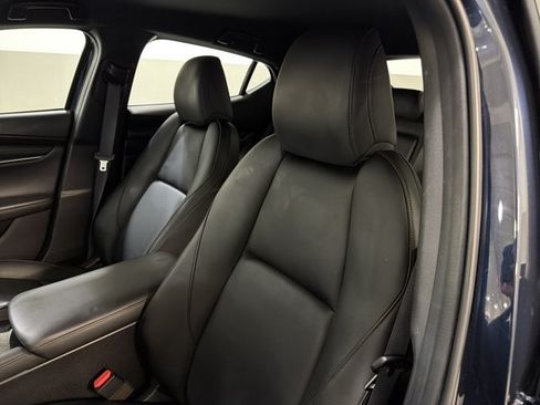 Used 2019 MAZDA MAZDA3 Hatchback FWD image 14