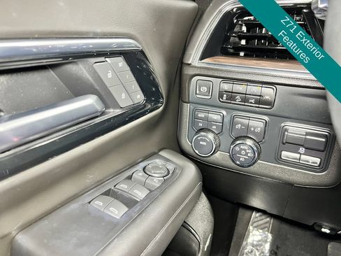 Used 2025 Chevrolet Tahoe Z71 w/ Comfort Package AWD/4WD image 29