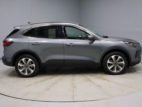 Certified 2024 Ford Escape Platinum image 13