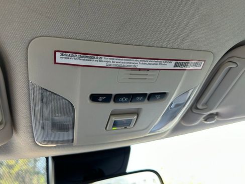 Used 2021 Toyota Corolla LE image 27