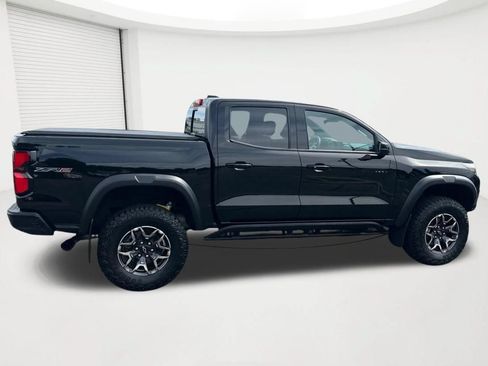 Used 2023 Chevrolet Colorado ZR2 w/ ZR2 Convenience Package III AWD/4WD image 4