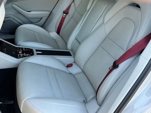 Used 2023 Porsche Panamera 4 Platinum Edition AWD/4WD image 24