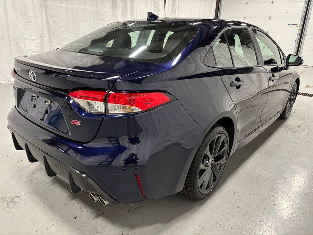 Used 2026 Toyota Corolla SE FWD image 7