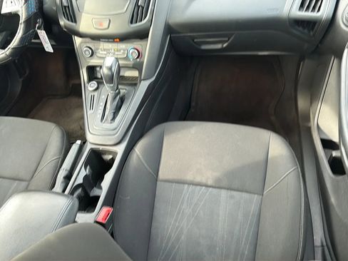 Used 2015 Ford Focus SE FWD image 65