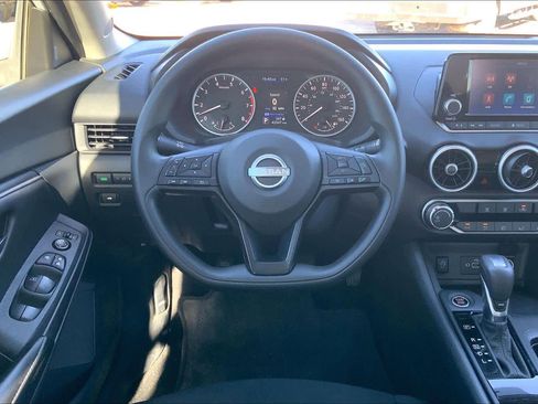 Used 2024 Nissan Sentra S image 5
