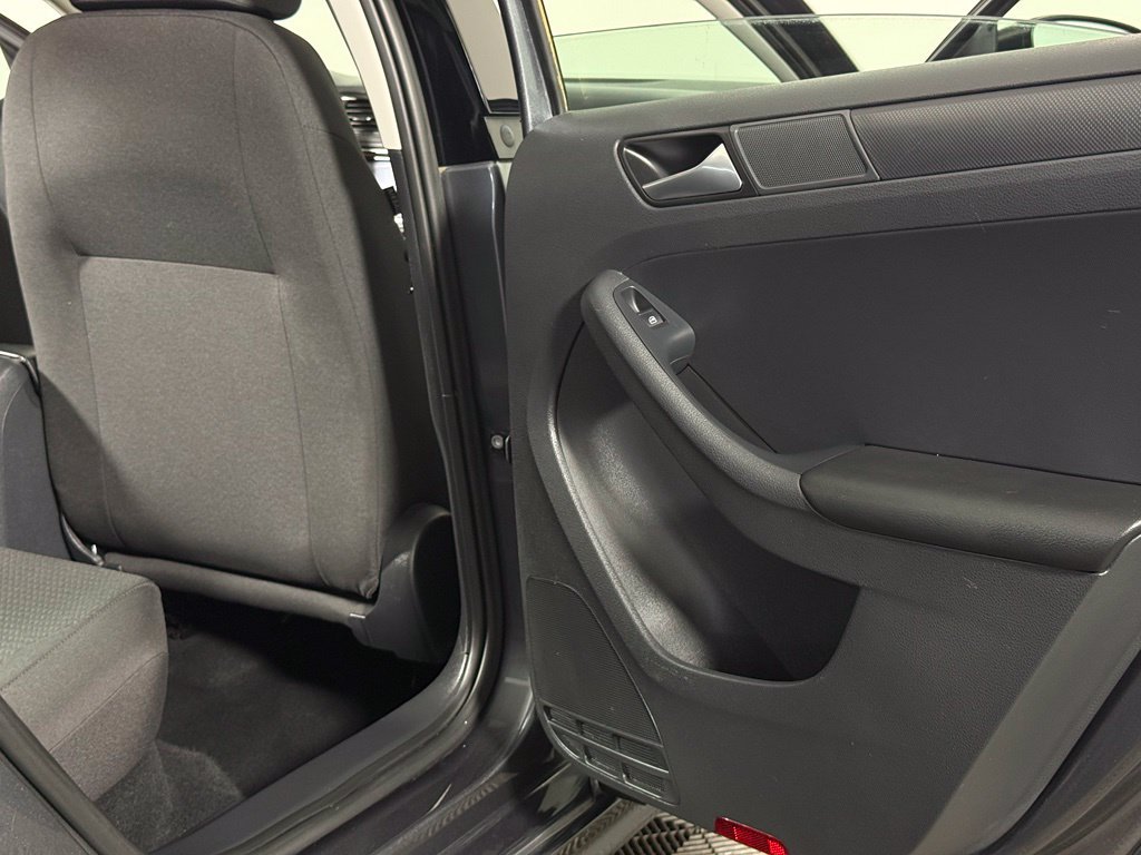 Used 2016 Volkswagen Jetta S FWD image 27