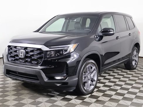 Used 2023 Honda Passport EX-L image 7