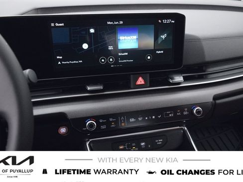 New 2026 Kia Carnival EX FWD image 22