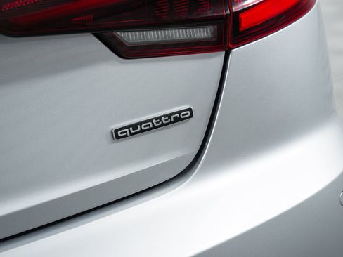 Used 2019 Audi A4 2.0T Premium Plus w/ Premium Plus Package image 17