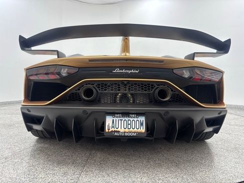 Used 2019 Lamborghini Aventador SVJ image 38