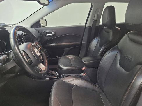 Used 2018 Jeep Compass Limited image 17