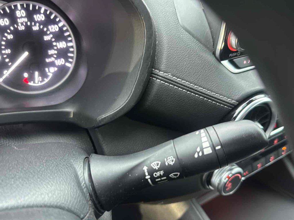 Used 2024 Nissan Sentra SV FWD image 34