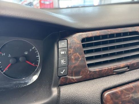 Used 2012 Chevrolet Impala LT image 35