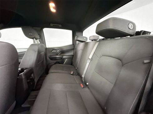Used 2024 Chevrolet Colorado LT RWD image 27