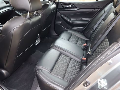 Used 2022 Nissan Maxima Platinum w/ Sport Mat Group image 6