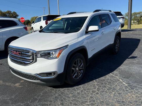 Used 2017 GMC Acadia SLT image 2