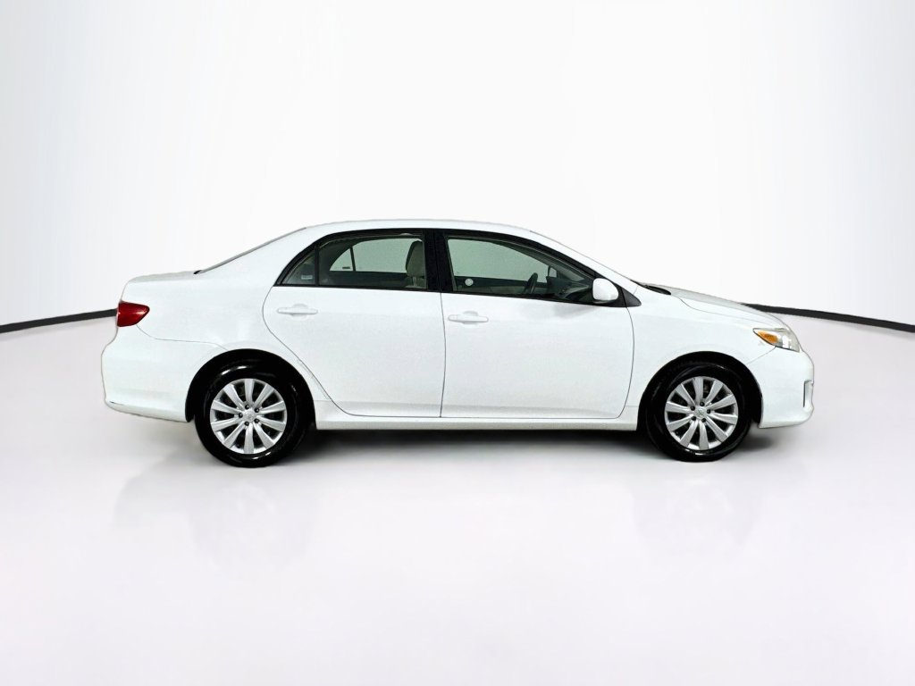 Used 2012 Toyota Corolla LE FWD image 8