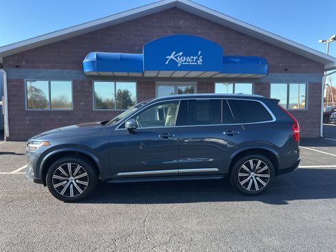 Used 2021 Volvo XC90 T6 Inscription w/ Advanced Package image 3