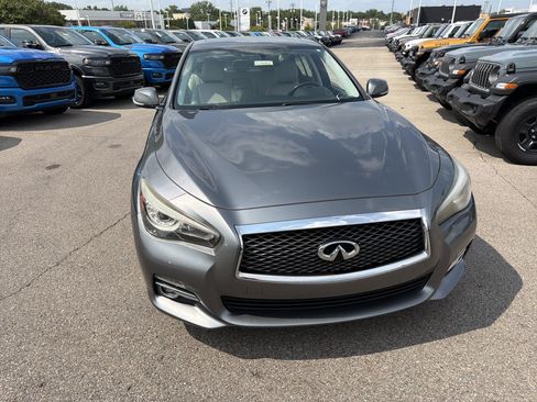 Used 2015 INFINITI Q50 Premium w/ Navigation Package AWD/4WD image 3