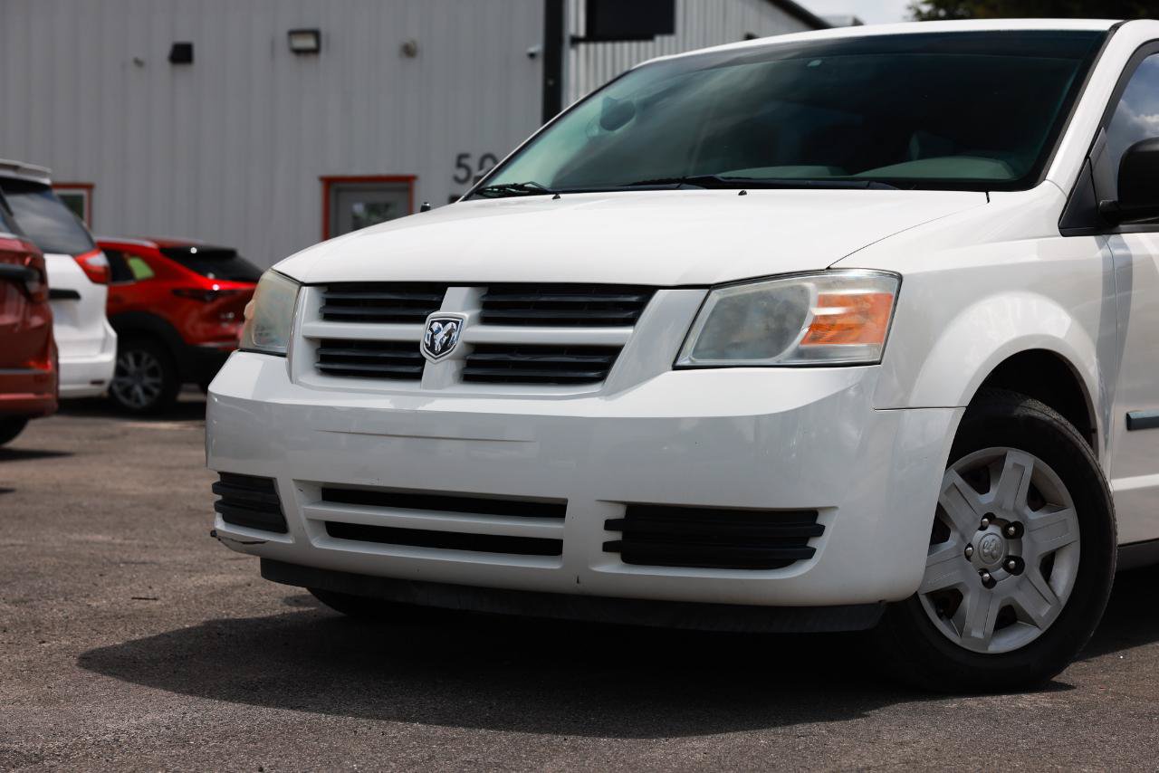 Used 2008 Dodge Grand Caravan SE FWD image 28