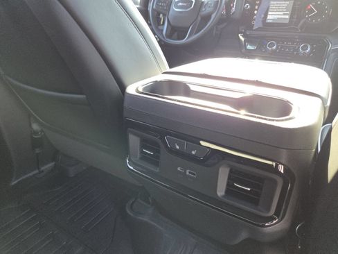 Used 2025 GMC Sierra 2500 AT4X AWD/4WD image 31