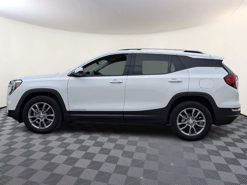 Used 2024 GMC Terrain SLT AWD/4WD image 8