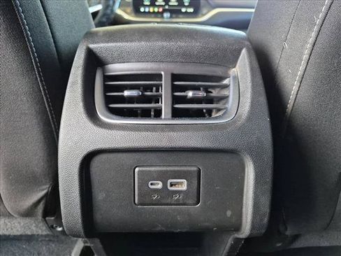 Used 2023 Chevrolet Blazer LT FWD image 16