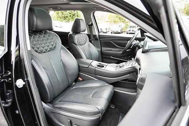 Used 2021 Hyundai Santa Fe Limited AWD/4WD image 14