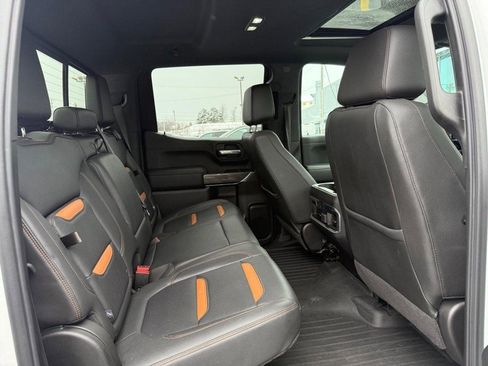 Used 2021 GMC Sierra 1500 AT4 w/ AT4 Premium Package image 13