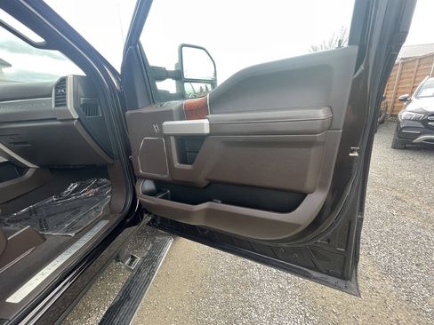 Used 2019 Ford F250 King Ranch w/ King Ranch Ultimate Package image 29