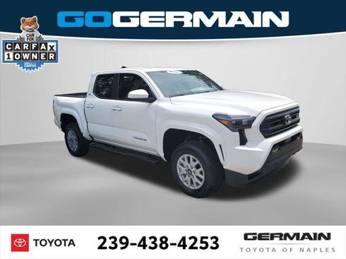Certified 2025 Toyota Tacoma SR5 RWD image 7
