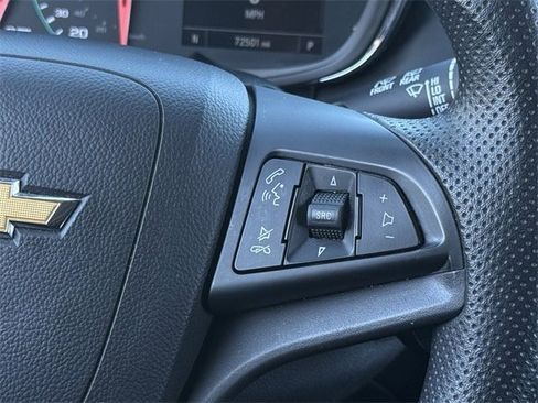 Used 2021 Chevrolet Trax LT image 14