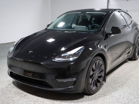 Used 2021 Tesla Model Y Performance AWD/4WD image 26