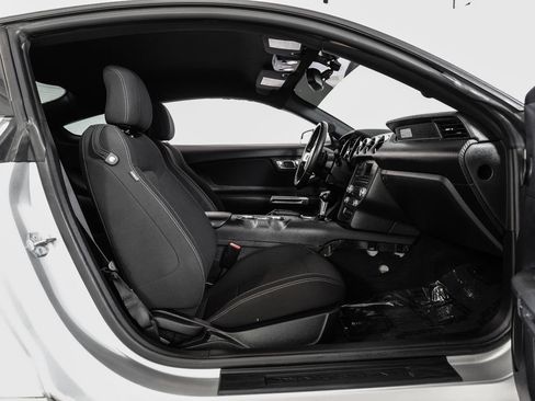 Used 2016 Ford Mustang Coupe w/ Equipment Group 051A RWD image 37
