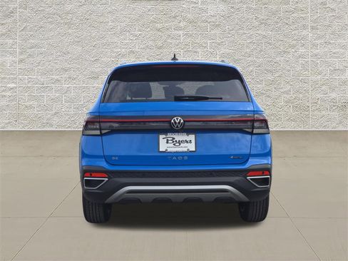 New 2026 Volkswagen Taos SE AWD/4WD image 6