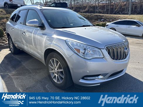 Used 2016 Buick Enclave Leather image 1