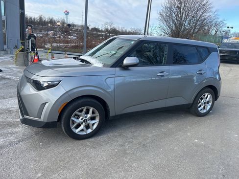 Certified 2024 Kia Soul LX w/ Option Group 015 image 6