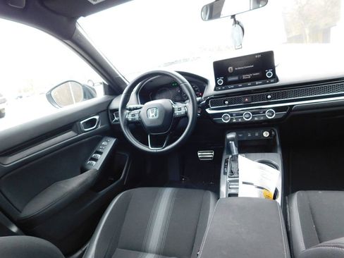 Certified 2025 Honda Civic Sport image 3