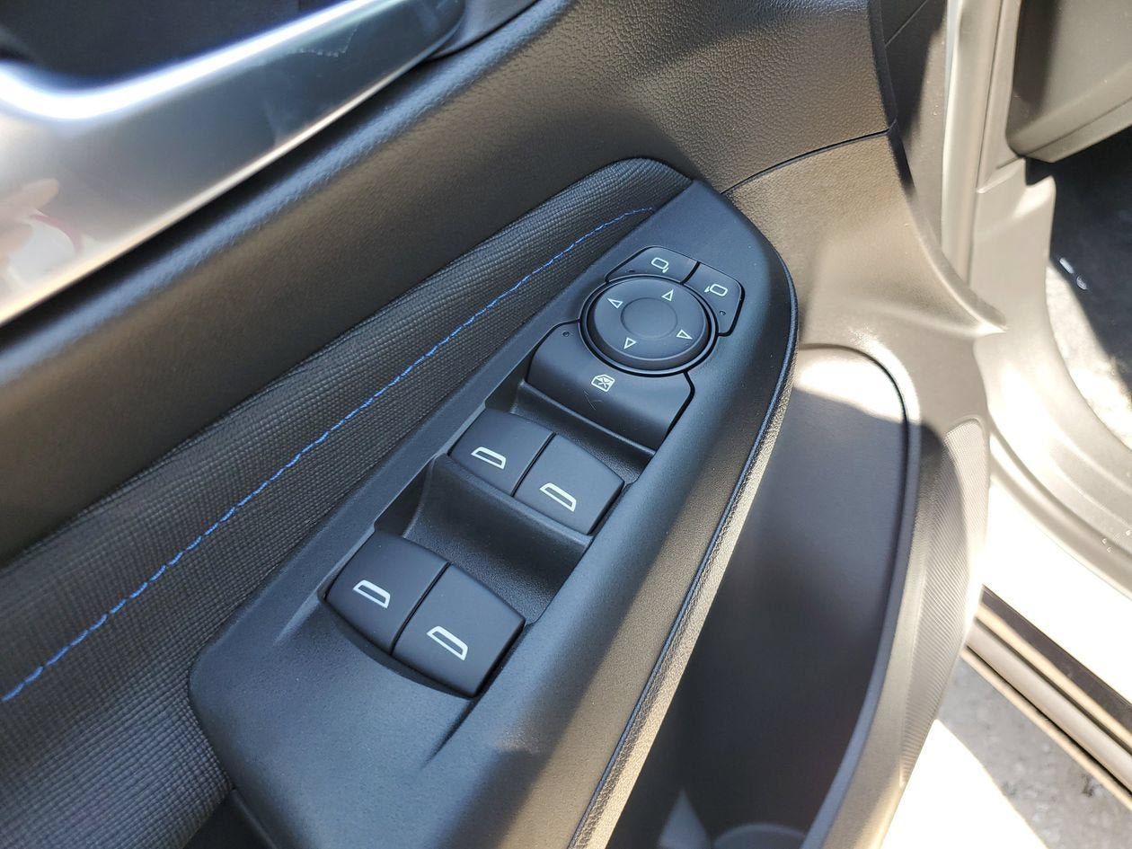 New 2026 Buick Envista Sport Touring w/ Convenience I Package FWD image 17