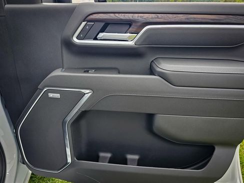 New 2025 GMC Sierra 2500 SLT w/ SLT Premium Package image 46