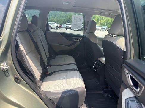 Used 2021 Subaru Forester Premium w/ Popular Package #1 AWD/4WD image 19