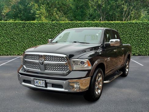 Used 2018 RAM 1500 Laramie w/ Convenience Group image 6