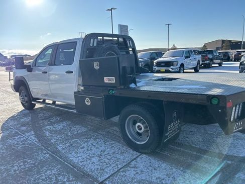Used 2022 GMC Sierra 3500 Pro w/ Fleet Convenience Package image 3