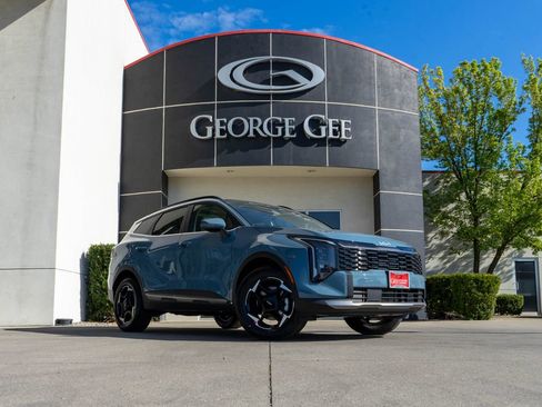 New 2026 Kia Sportage EX AWD/4WD image 1