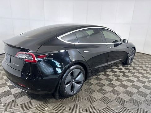 Used 2019 Tesla Model 3 Performance image 3