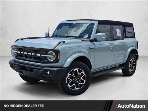 Used 2024 Ford Bronco Outer Banks AWD/4WD image 1