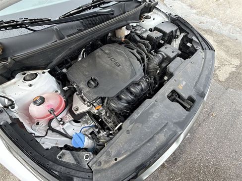 Used 2023 Kia Sportage X-Line w/ X-Line Premium Package image 17